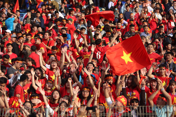 Người hùng Tiến Dũng đưa U23 Việt Nam vào chung kết Người hùng Tiến Dũng đưa U23 Việt Nam vào chung kết